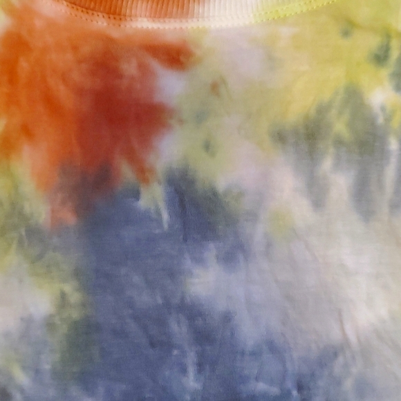 Jogger pants with matching muscle tee. - Picture 2 of 4